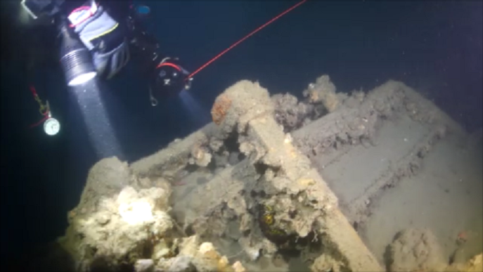 El submarino C 3 ayer y hoy - Fotos subacuáticas de Samuel Segura
